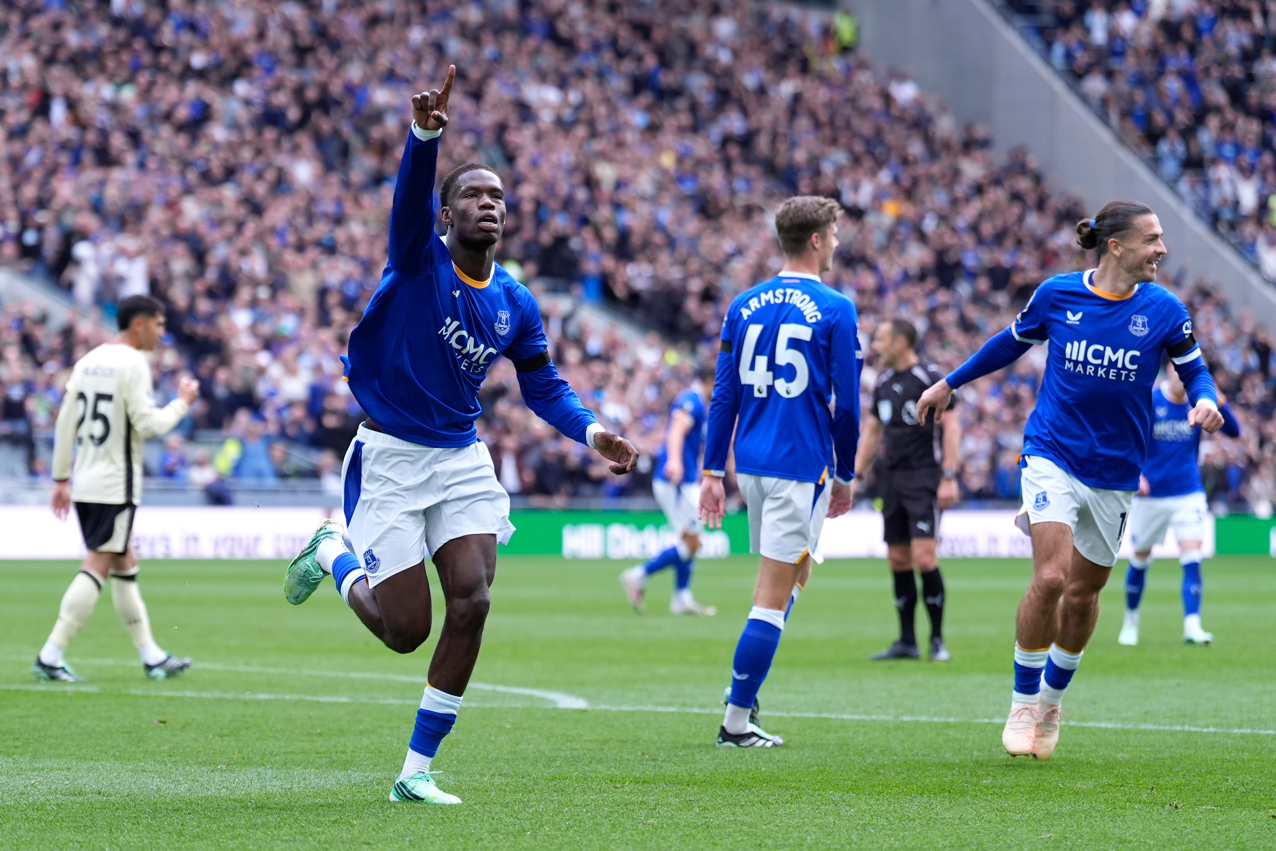 Everton up for sale after U.S. owner says it is exploring investment options