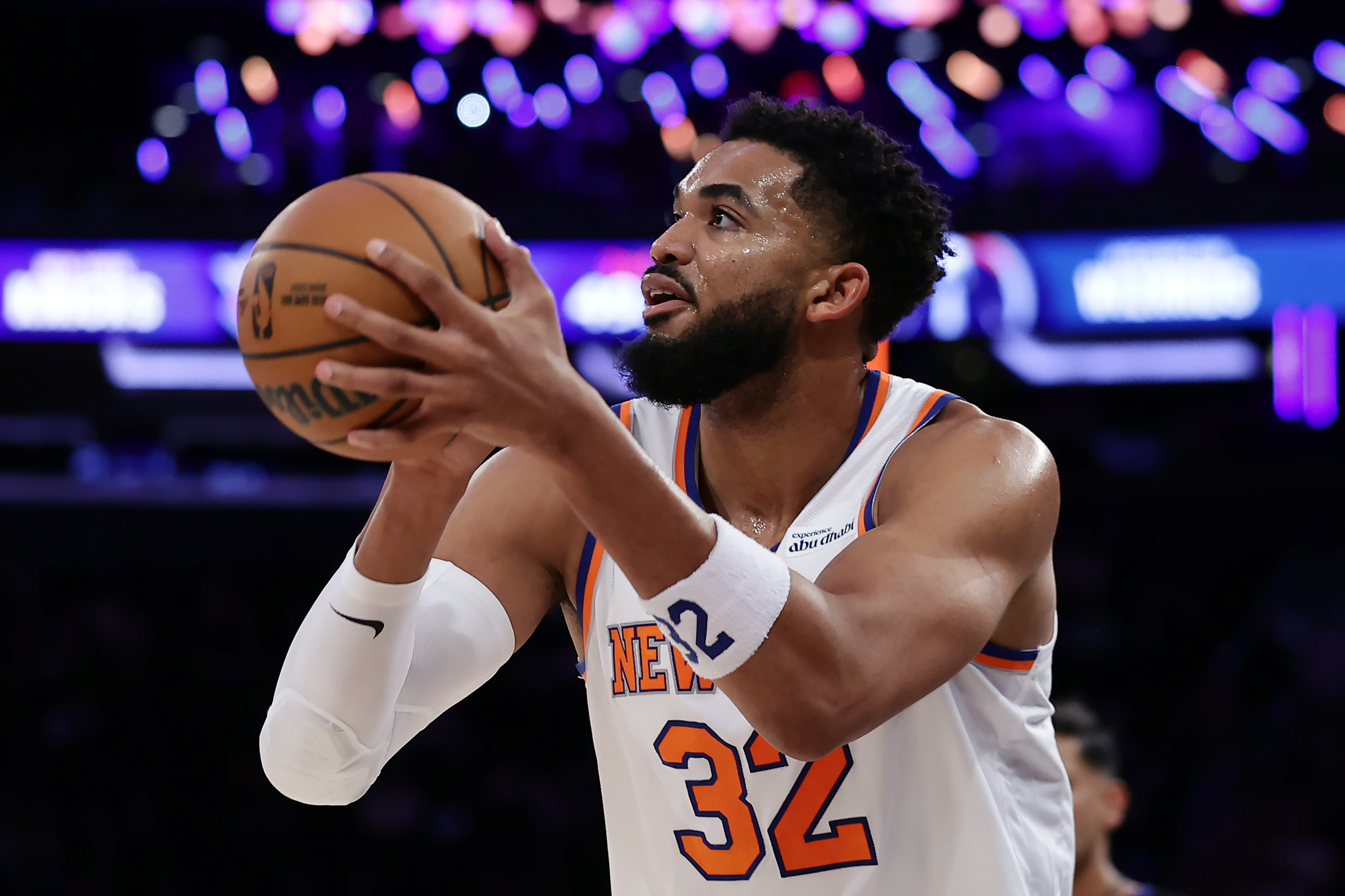 Knicks say they are pausing contract negotiations and will focus solely on preparing for the season