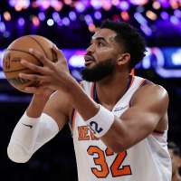 Knicks say they are pausing contract negotiations and will focus solely on preparing for the season