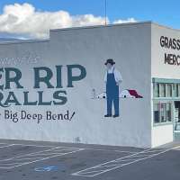 Popular 'Never Rip Overalls' mural at central Utah mercantile restored
