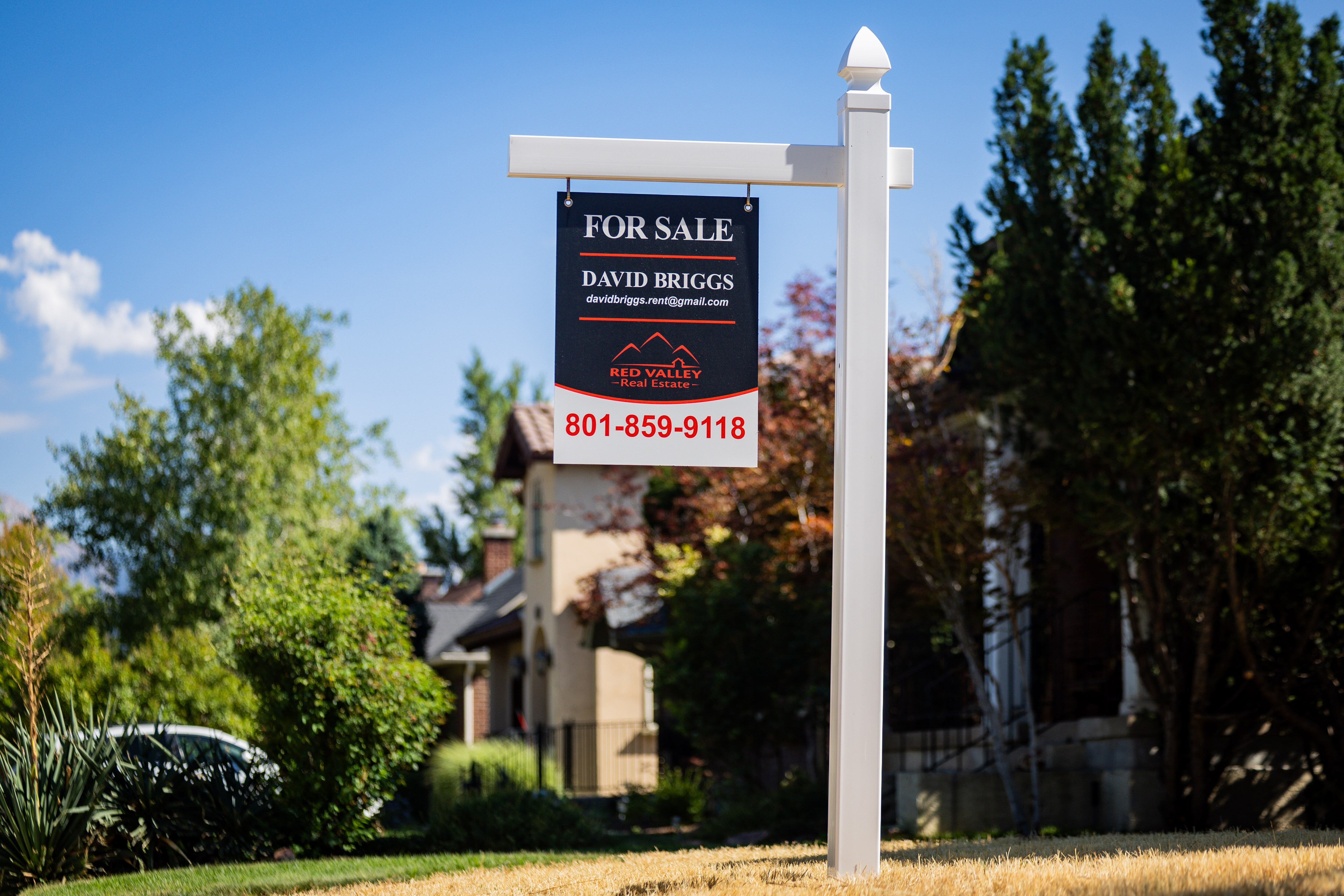 Mortgage applications down as rates head up