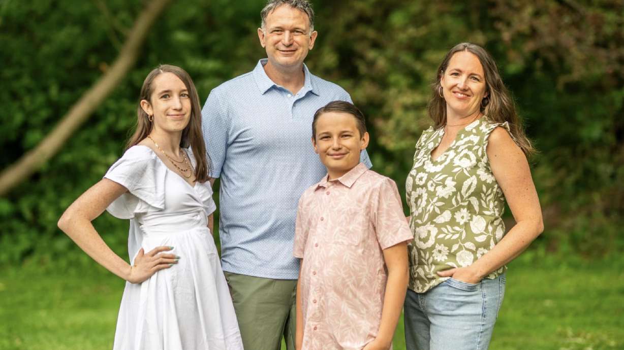 When Laura Baxter of Pleasant Grove entered her 40s, she knew that she needed to get a mammogram. That first appointment led to a discovery of stage 0 cancer, which then led to another cancer diagnosis and genetic testing. Baxter credits early detection for saving her life and possibly those of her children.
