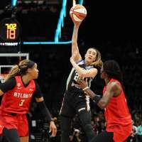 Reese, Howard help the Dream sweep Liberty and advance to WNBA Finals for first time since 2013