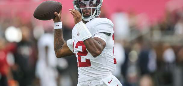Soggy, windy and huge stakes: No. 2 Georgia vs. No. 6 Alabama takes center stage
