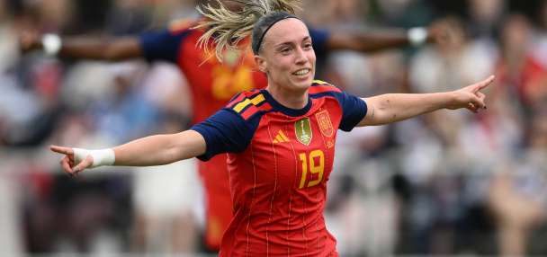 Spain scores twice in the first 14 minutes to sink the USWNT 2-0 in a matchup of No. 1 vs. No. 2