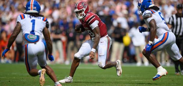 LaNorris Sellers shows up big, and South Carolina stuns No. 16 Florida 38-19 in the Swamp
