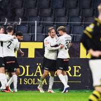 Wild 11-goal second half in Swedish soccer league game that was scoreless at halftime