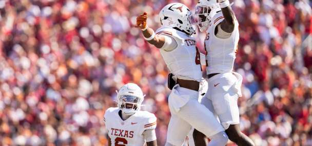 Georgia seizes the No. 1 spot atop the AP Top 25 as Oklahoma upsets Texas