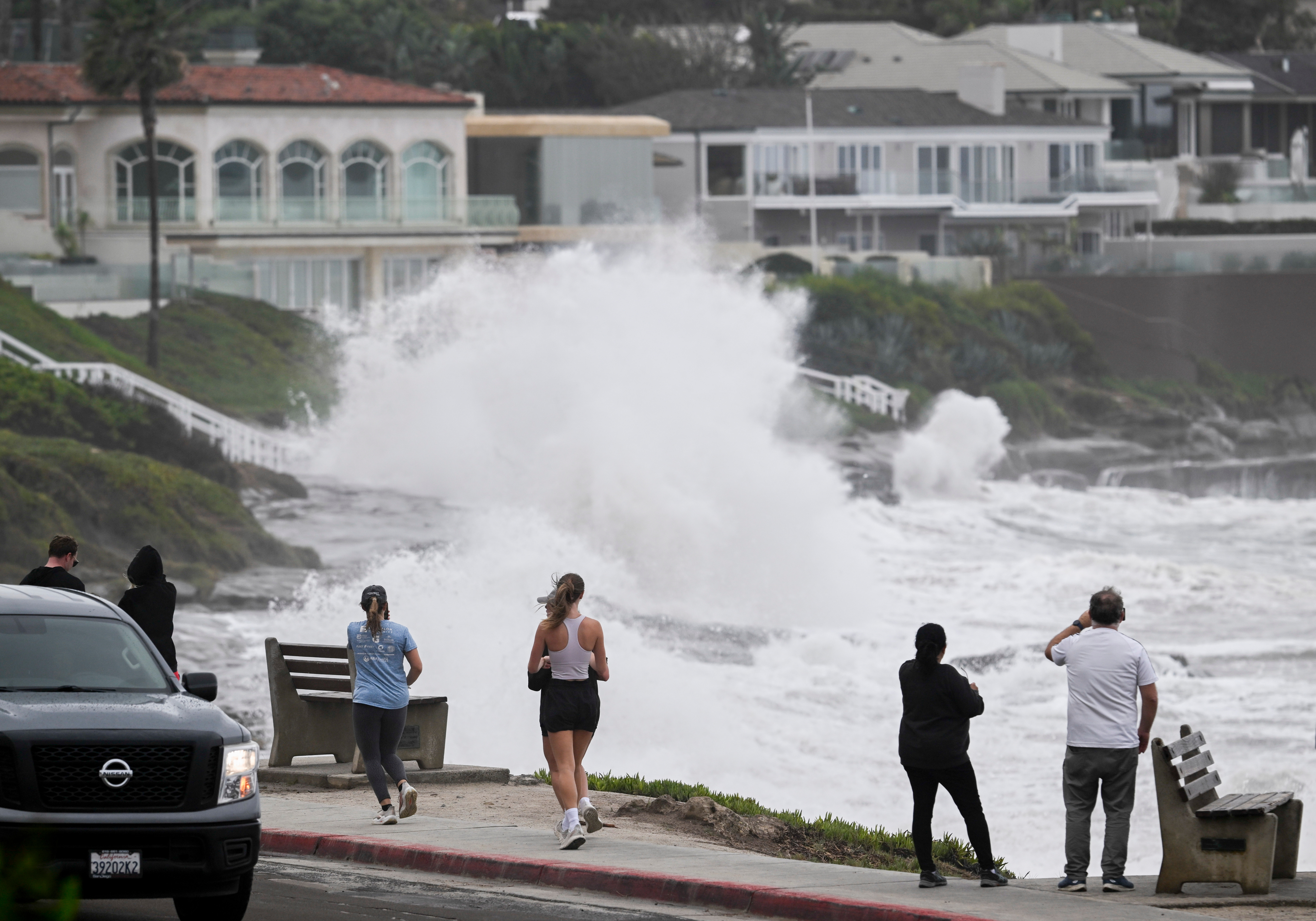 Isaias moves north into Appalachians and mid-Atlantic; Southern California battered by Rachel