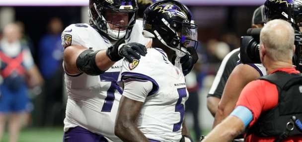 Huntley leads late TD drive to force OT and then scores on 1-yard run as Ravens beat Falcons 30-23