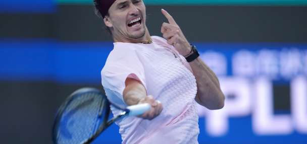 Zverev clinches year-end No. 1 ranking after Alcaraz loss and with Sinner out injured