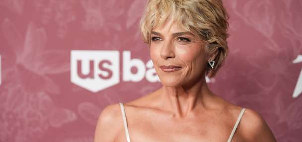 Actor Selma Blair taken into custody by police responding to physically abusive passenger on plane