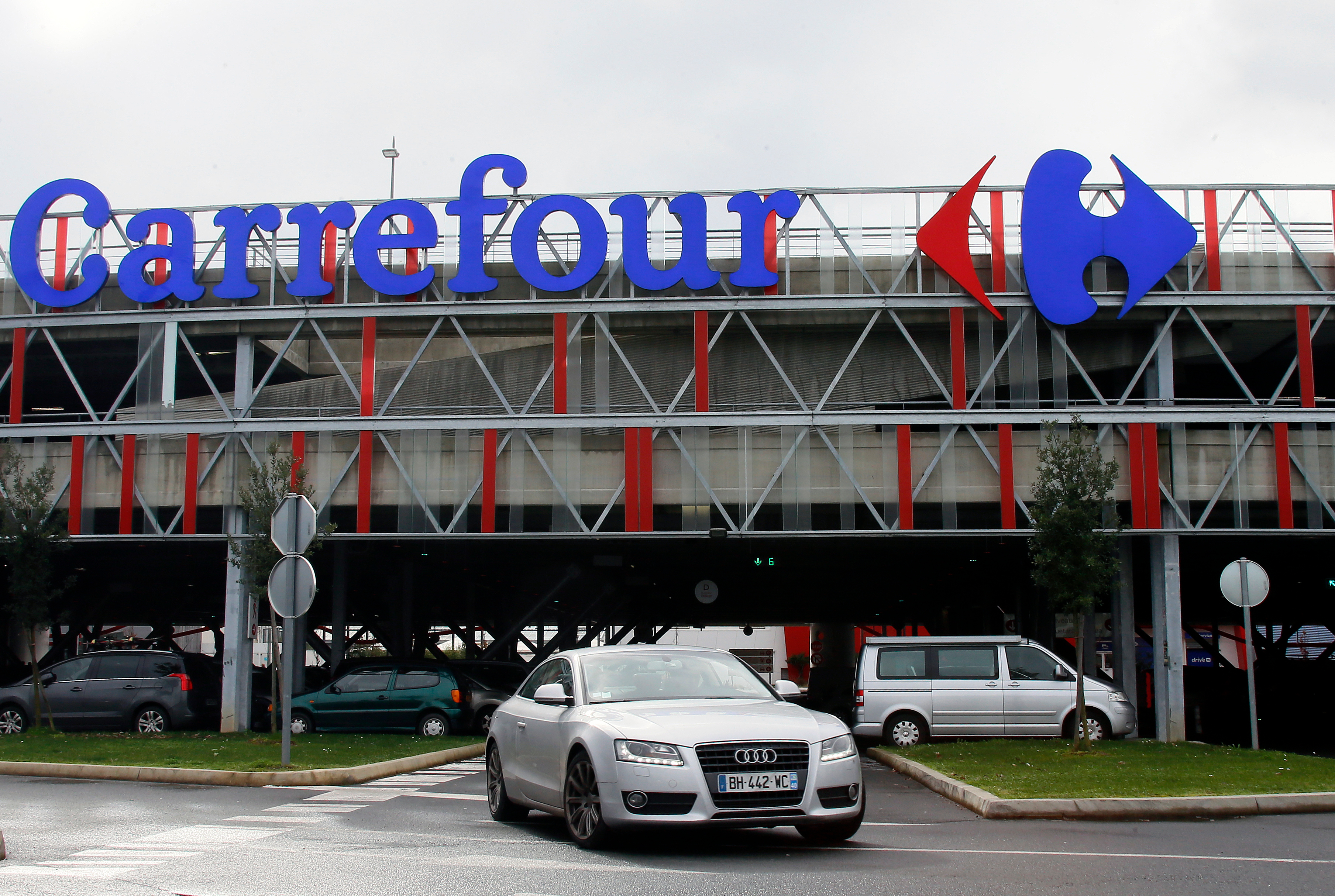 Cyberattacks hit European supermarket chains and disrupt refrigeration systems