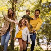The secret 2 words that help parents raise mentally tough, emotionally resilient kids