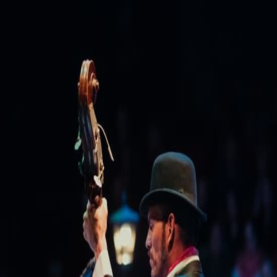 The Jazz Room: A Frank Sinatra & Louis Armstrong Tribute