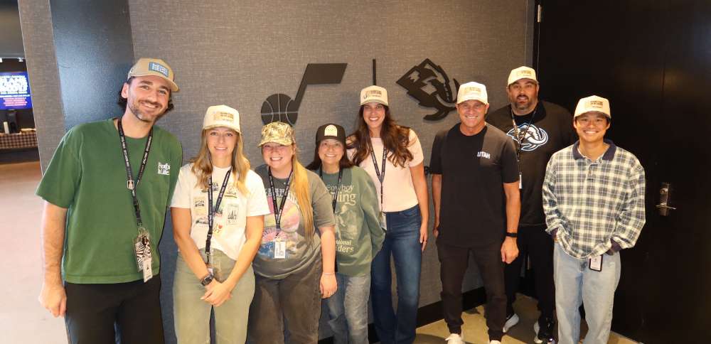 Draper small business outfits Garth Brooks' crew with custom hats