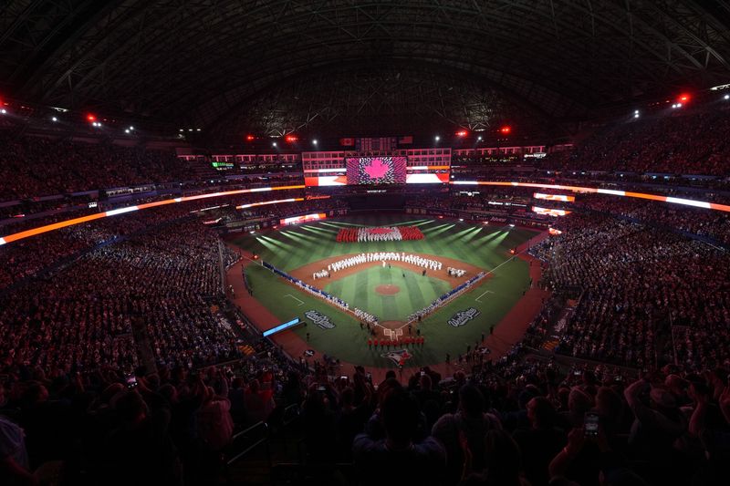 Baseball-Home of MLB's Blue Jays swaps bats for clubs as ballpark transforms into nine-hole golf course