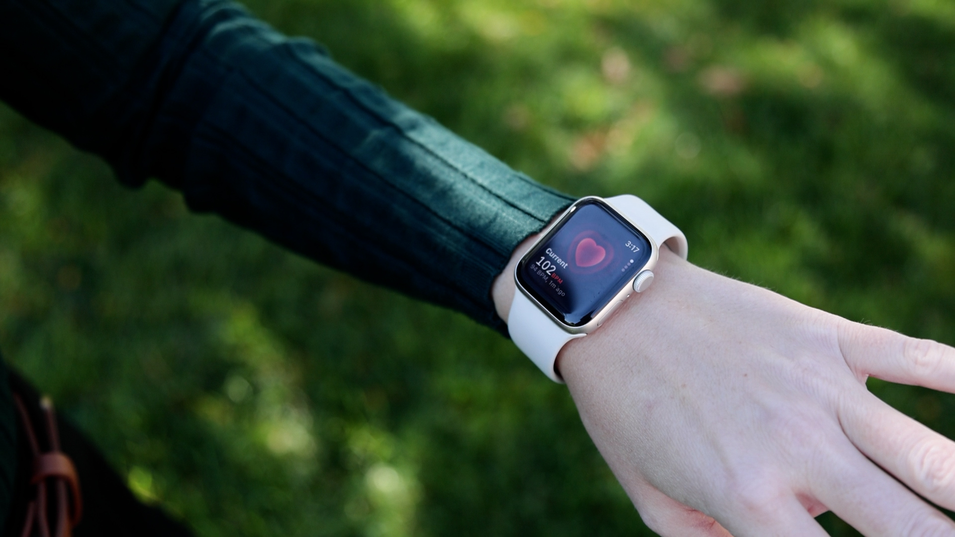 Wearable devices can help people track their health and build good habits, but experts say the numbers don’t tell the whole story. 
