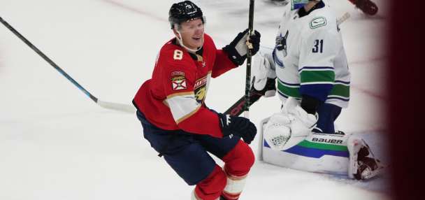 Brady Tkachuk completes his 2nd straight natural hat trick in OT as Panthers stun Canucks