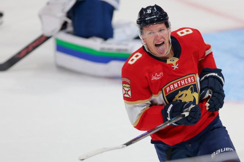 NHL roundup: Panthers' Brady Tkachuk caps 2nd straight hat trick in OT