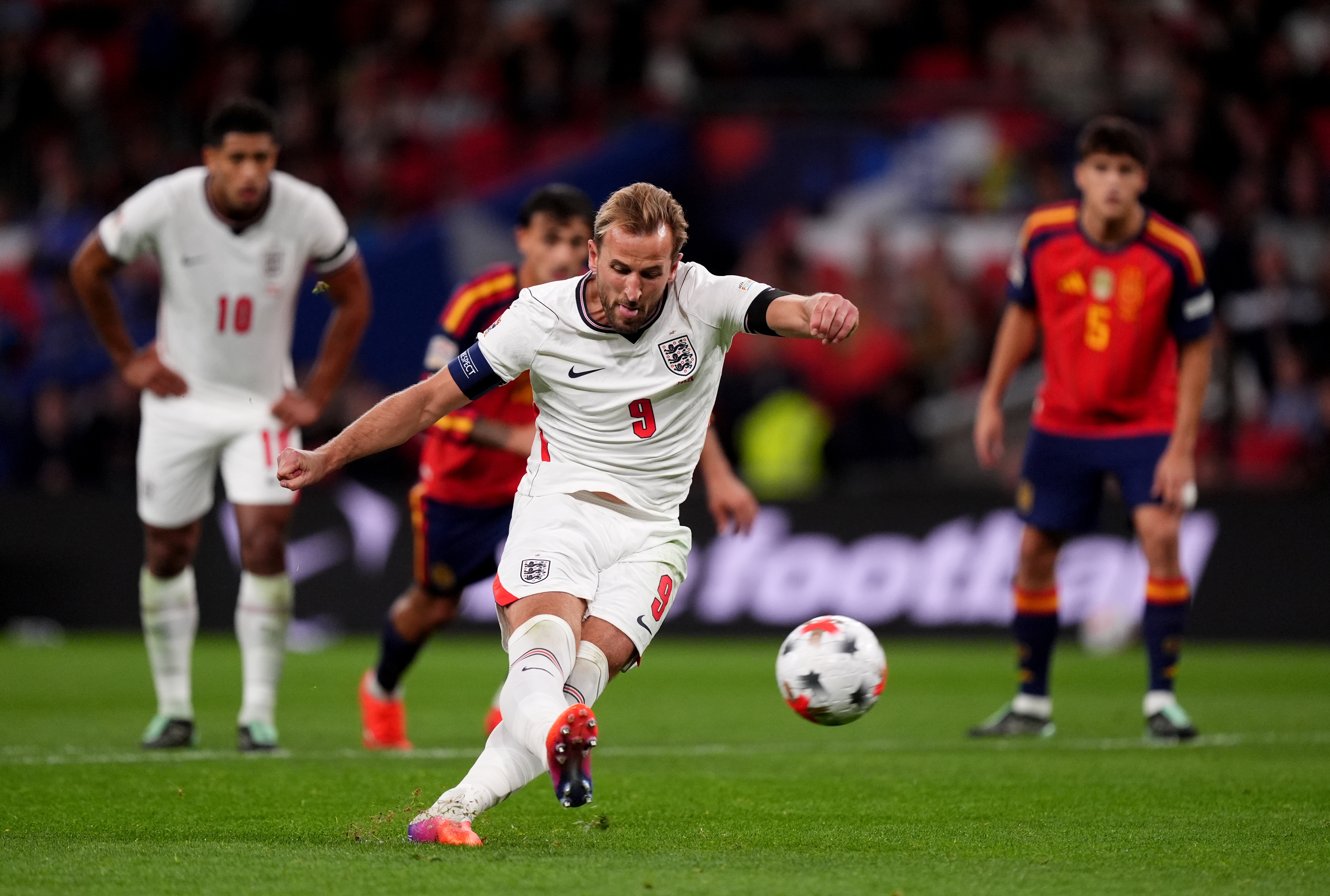 England's Harry Kane misses a penalty kick during the Nations League Soccer match between England and Spain in London, Saturday, Sept. 26, 2026. 