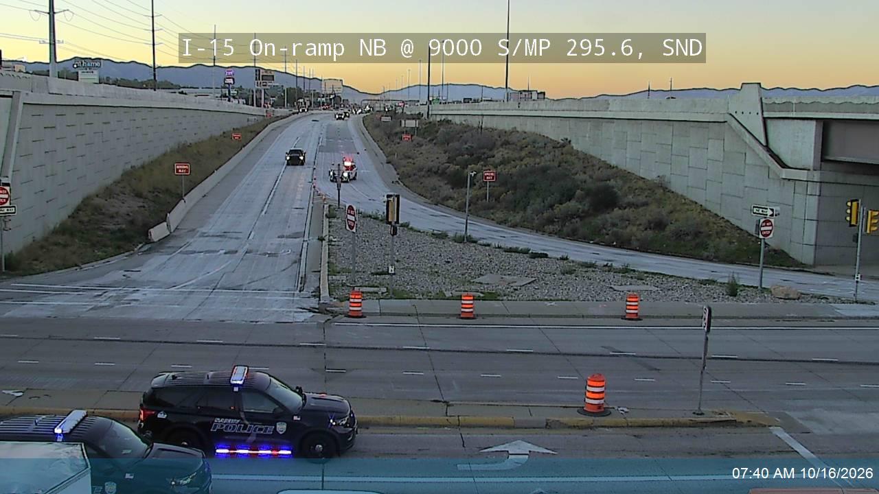 Crash with critical injury closes 9000 South in Sandy near I-15