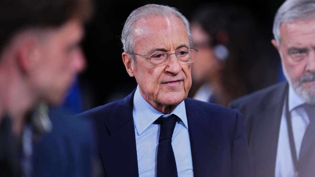 Relak Madrid President Florentino Perez arives for the La Liga soccer match between Real Madrid and Villarreal in Madrid, Spain, Saturday, Oct. 10, 2026.