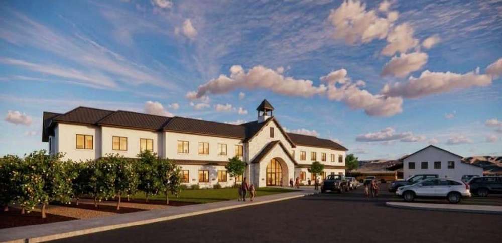 Charter school planned near Mapleton public elementary sparks concerns over traffic, safety
