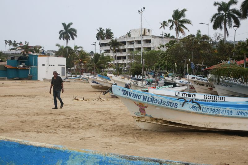 Hurricane Trudy threatens western Mexico with heavy rain, coastal flooding