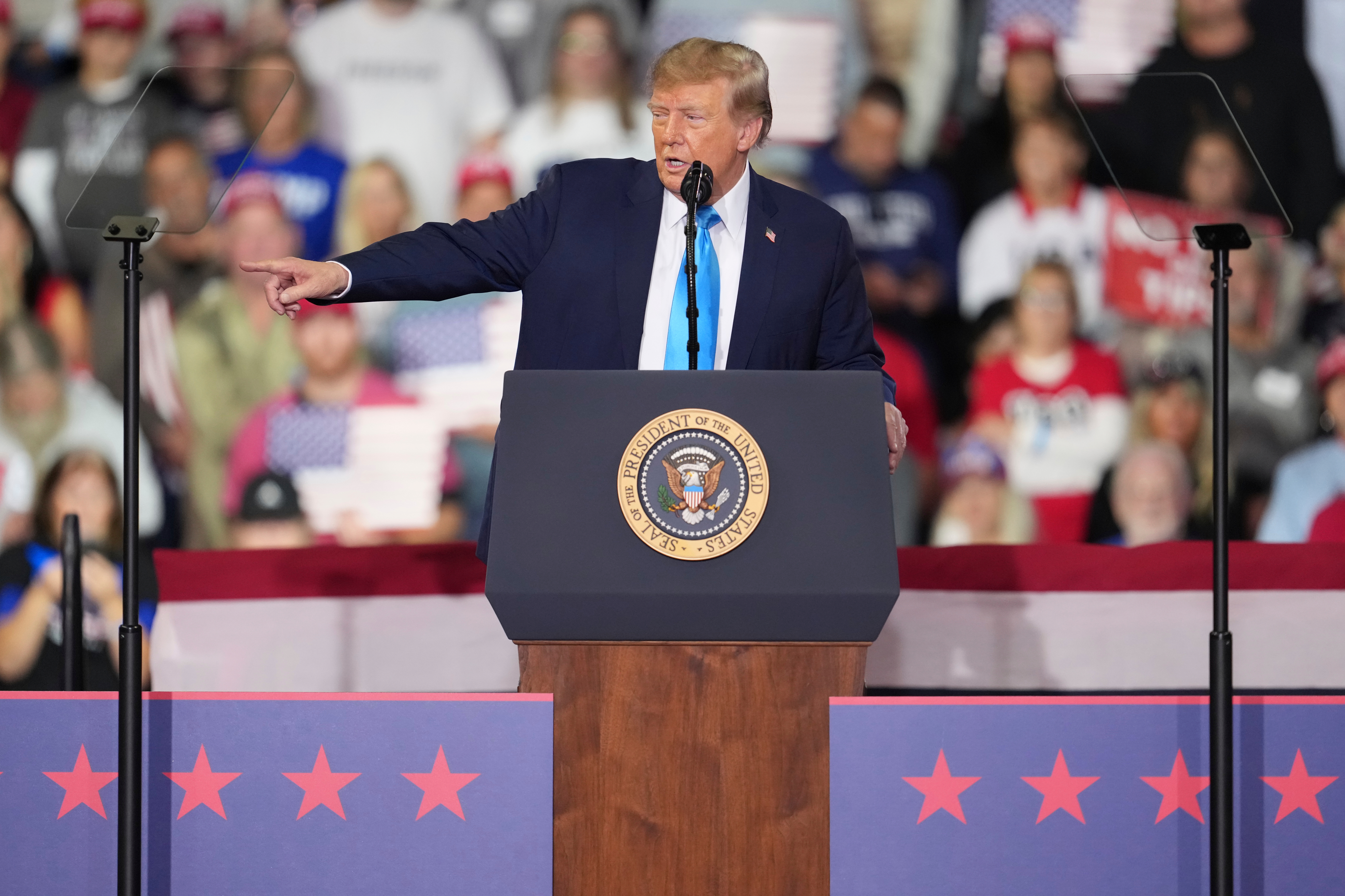 Top Politics story anchor