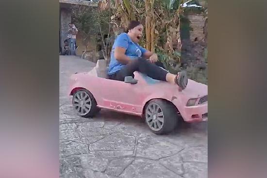 Have You Seen This? Barbie Mustang ride quickly goes awry