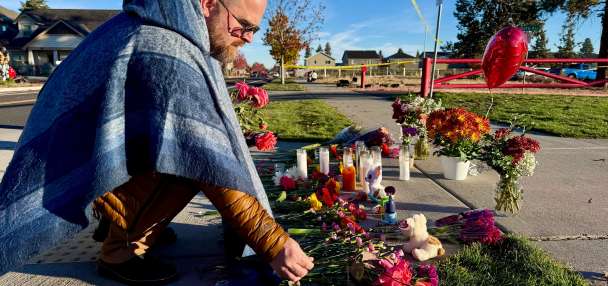 As an Oregon community mourns 4 killed in school shooting, 2 survivors remain hospitalized