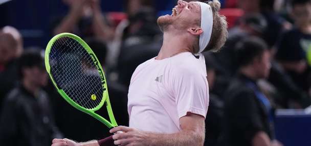 Alejandro Davidovich Fokina beats Rafael Jodar to win Shanghai Masters for his biggest career title