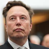 Musk pledges to give a share of his SpaceX company to 'every kid in America'