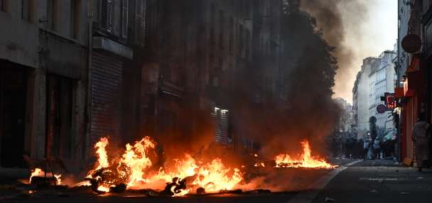 PSG-Barcelona match in Champions League to go ahead amid shock over France's violent unrest