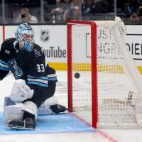 Sebastian Cossa makes heroic late save as Utah Mammoth outlast Pittsburgh Penguins