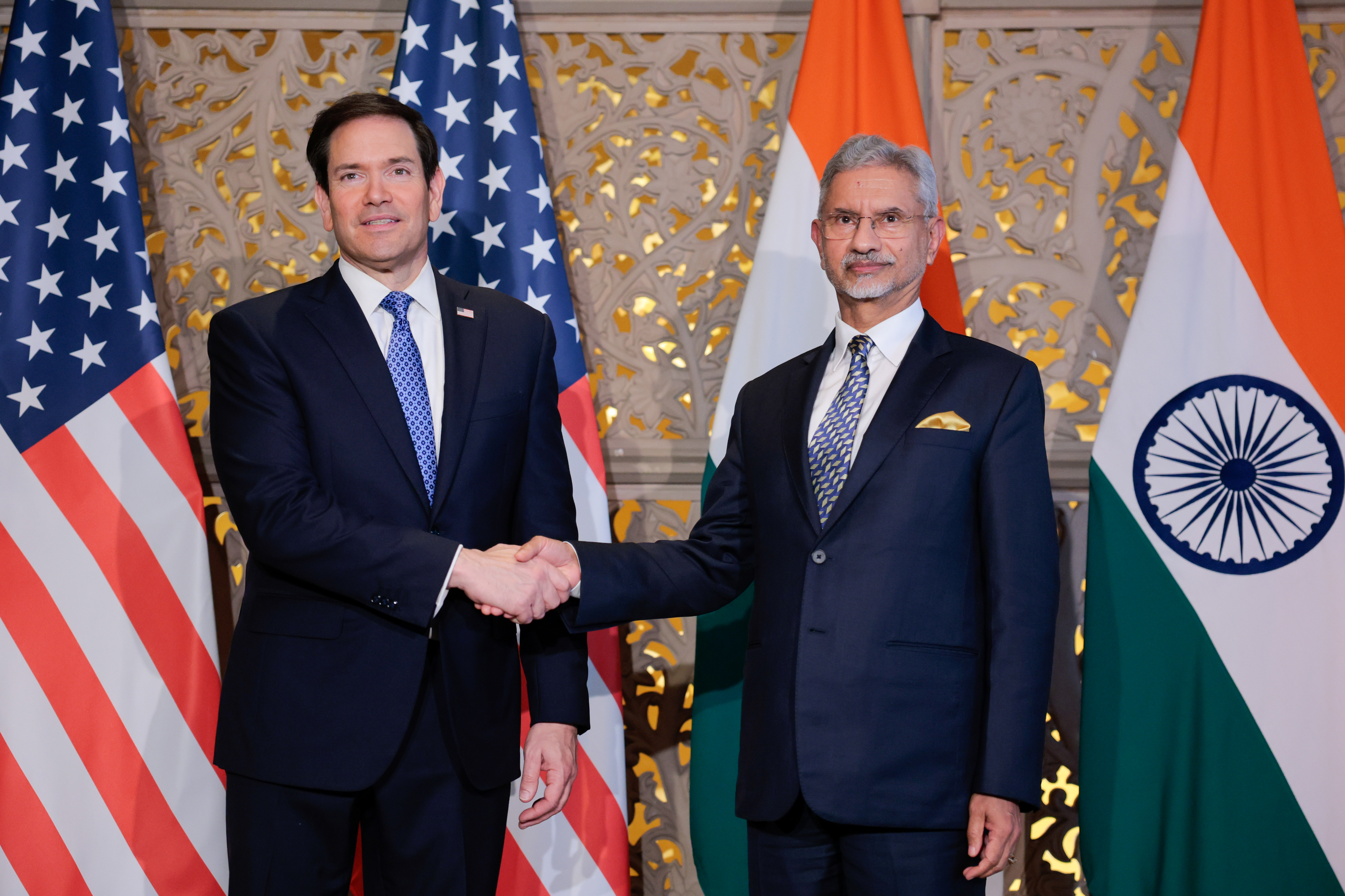 Rubio and India's foreign minister hold talks in Mumbai as both sides aim to finalize a trade deal
