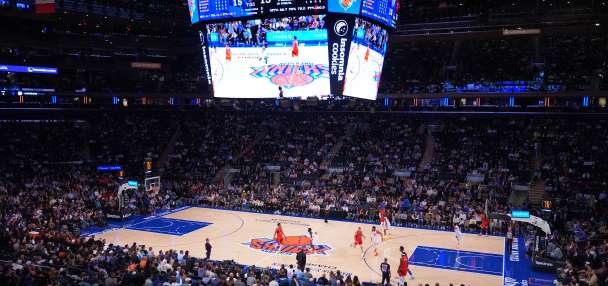 Knicks start their championship celebration by hanging an NBA Cup banner they previously refused