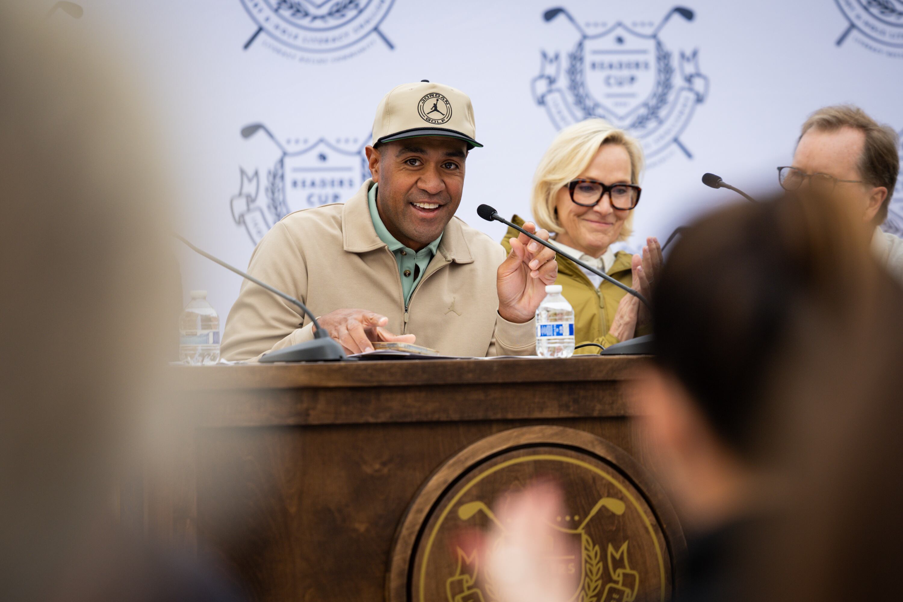 What are Tony Finau's favorite kinds of books?