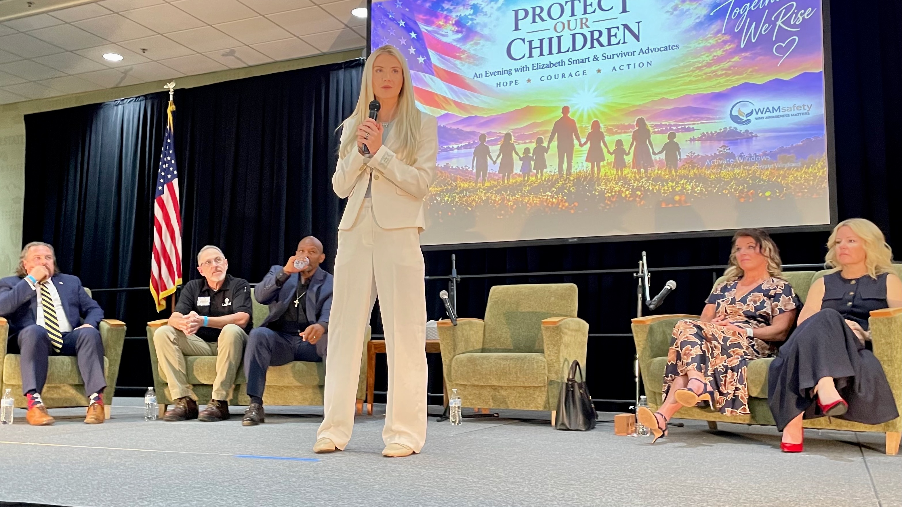 Elizabeth Smart joins push to create 3-digit emergency number for sexual abuse survivors