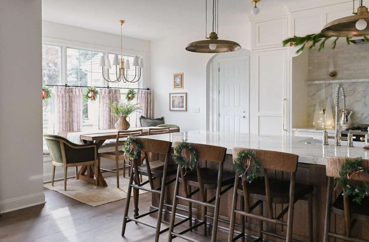 Easy lighting upgrades that will instantly elevate your holiday hosting