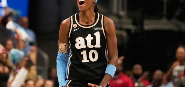 Atlanta Dream beat the Golden State Valkyries 97-71 for a 2-1 lead in the WNBA Finals