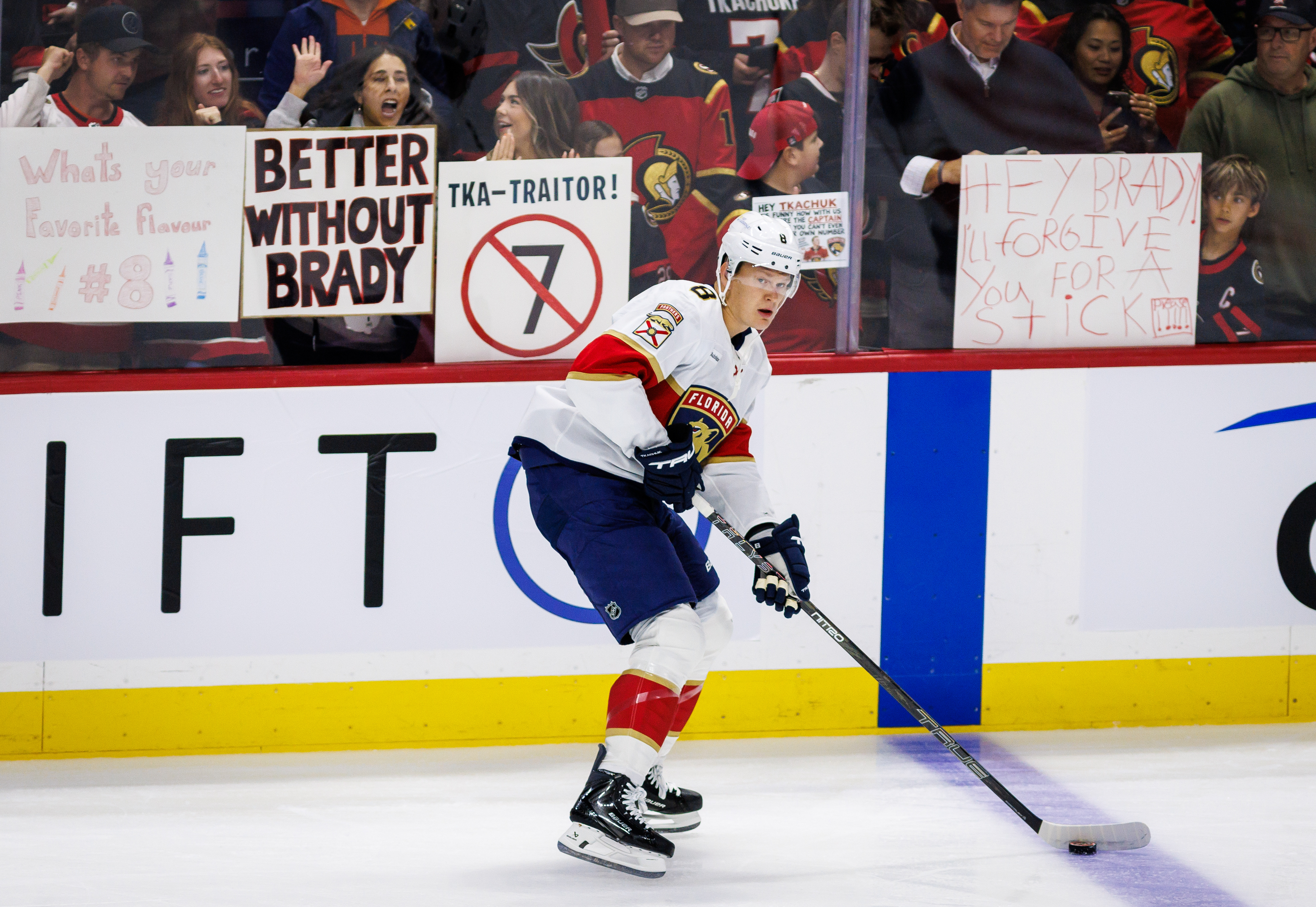 Brady Tkachuk gets ice-cold reception in return to Ottawa with Florida Panthers