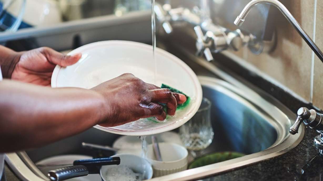 Airbnb’s new guidelines will stop hosts from asking guests to do certain chores — including washing dishes.