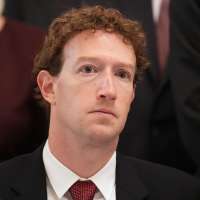 Zuckerberg makes deal with Meta to help him pay billionaire tax if it passes