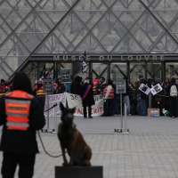 French authorities deploy 70,000 officers for Saturday protests; Louvre and other museums closed