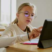 6 things parents can do to advocate for less tech in the classroom