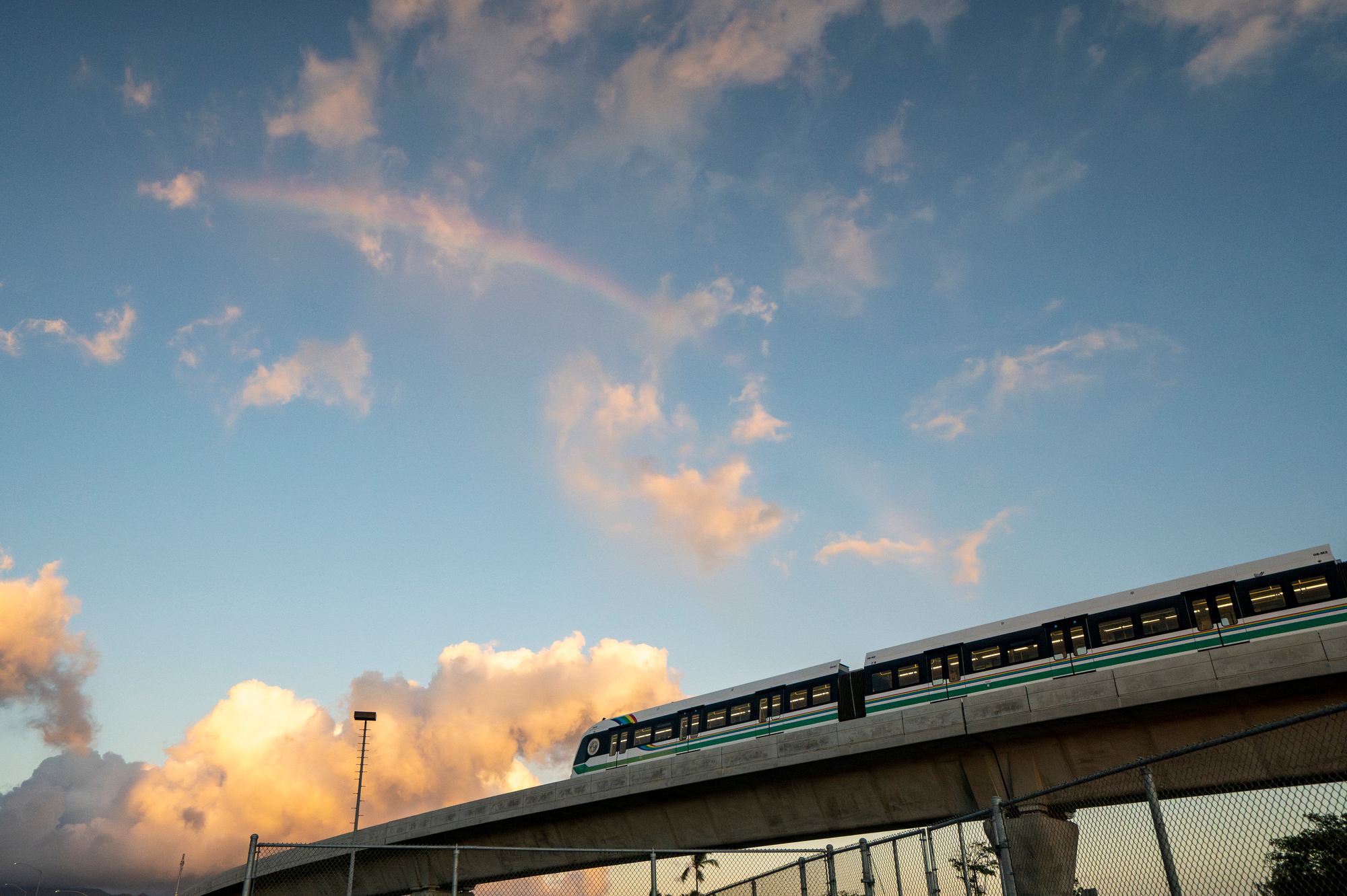 Some US transit systems weigh whether to run trains without a human at the controls