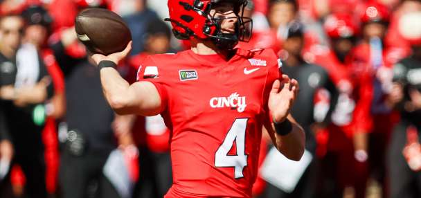 JC French IV has 4 TD passes as Cincinnati stuns No. 8 Texas Tech 37-24