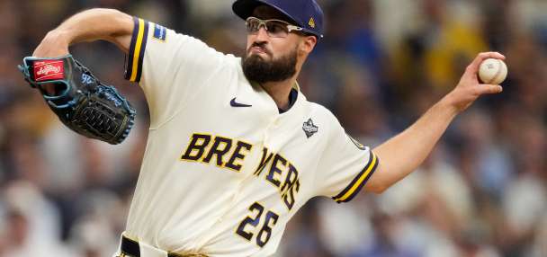 Brewers' Ashby nears postseason scoreless relief record with World Series save